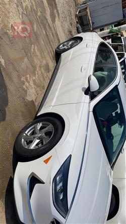 هیوندای سۆناتا